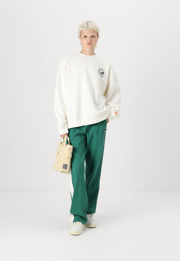 Ellesse ARESKI