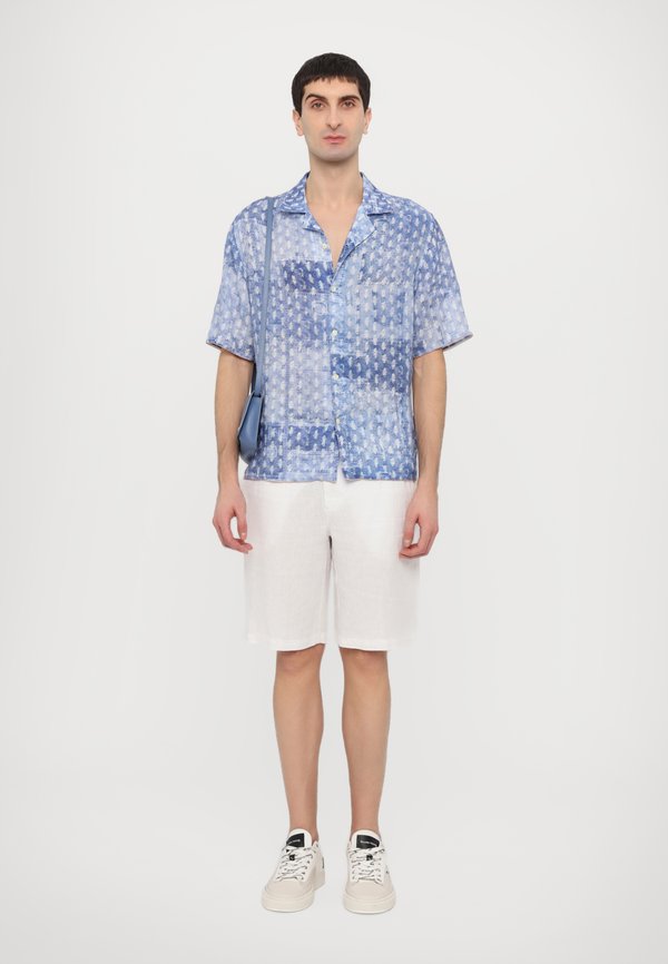 120% Lino SHORT SLEEVE  REGULAR FIT MEN SHIRT