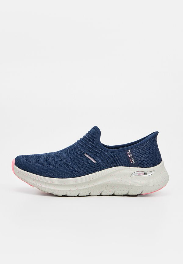 Skechers