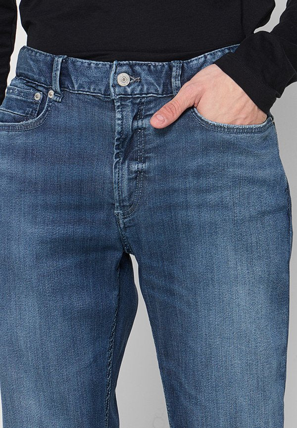 Denham RAZOR