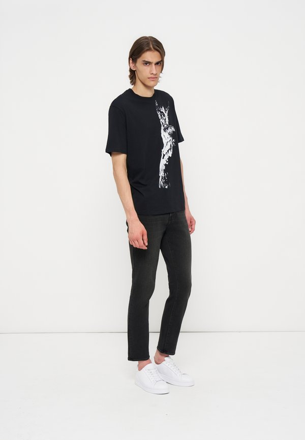 Armani Exchange