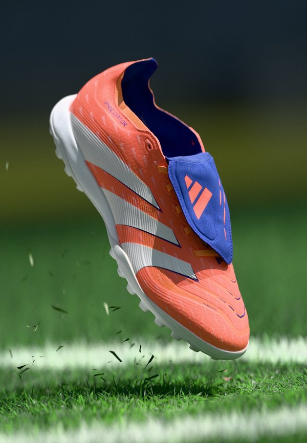 adidas Performance PREDATOR LEAGUE FOLD-OVER TONGUE TURF FOOTBALL BOOTS - Turf football boots - signal coral/footwear white/beam orange