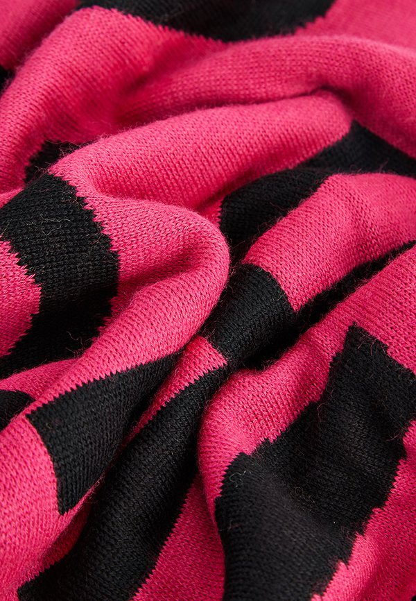 MOSCHINO