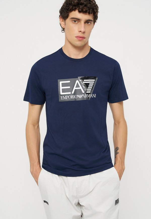 EA7 Emporio Armani