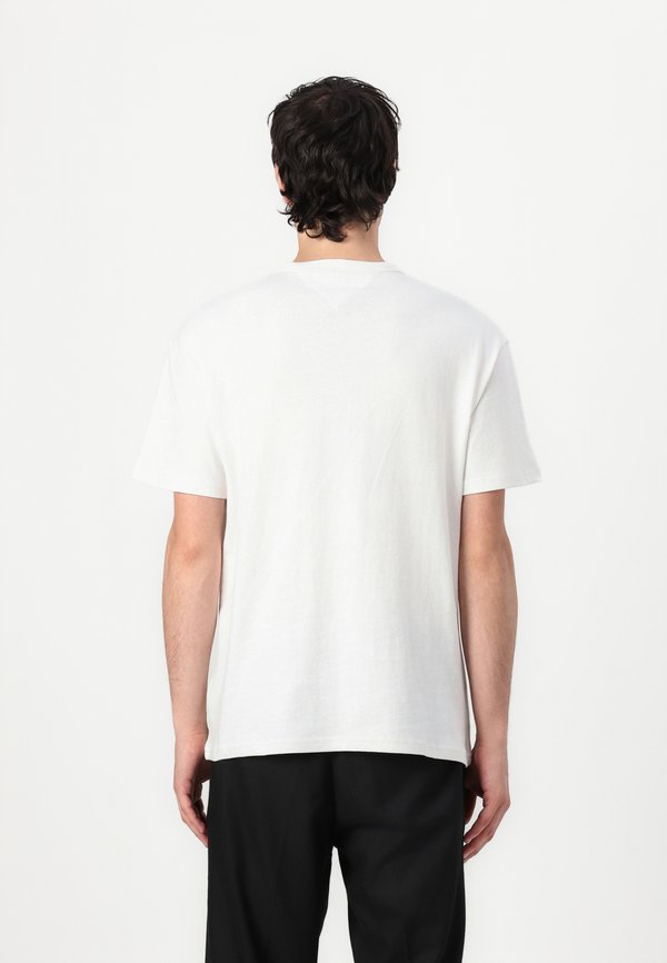 Tommy Jeans LOGO TEE