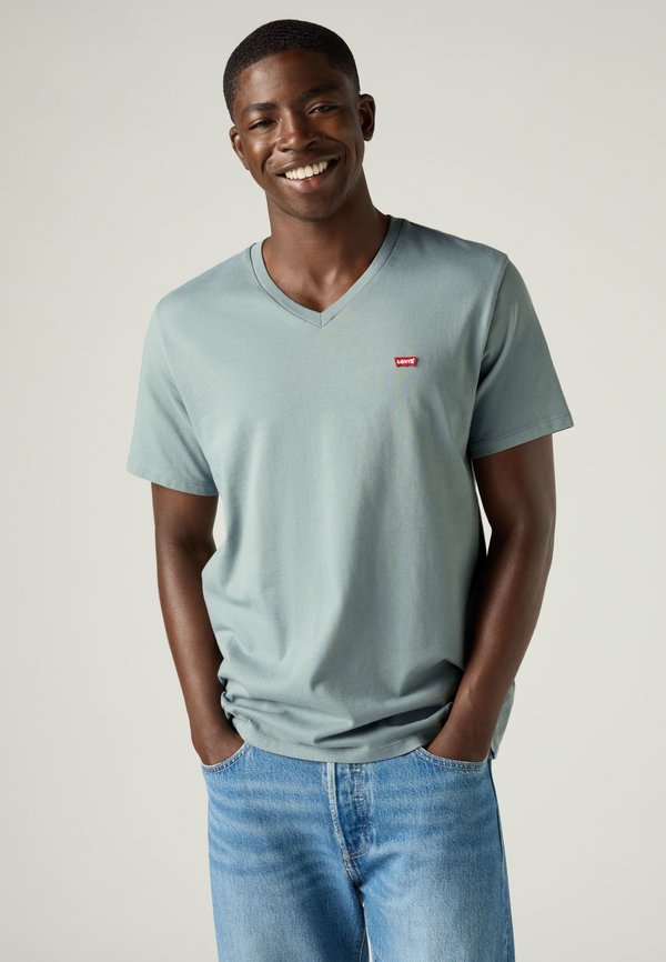 Levi's® V-NECK - Basic T-shirt - stormy sea