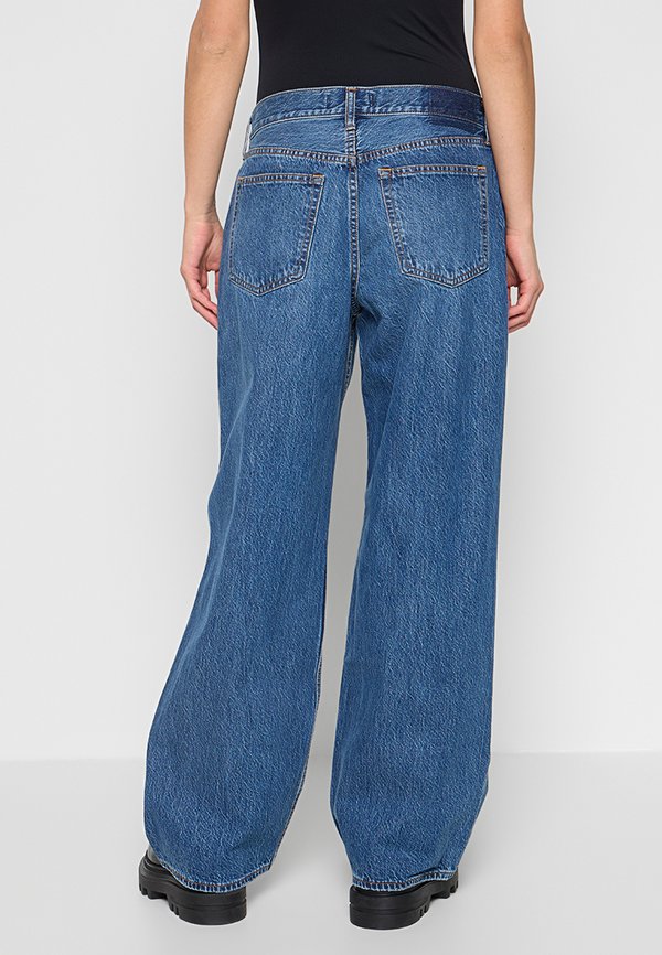 Abercrombie & Fitch