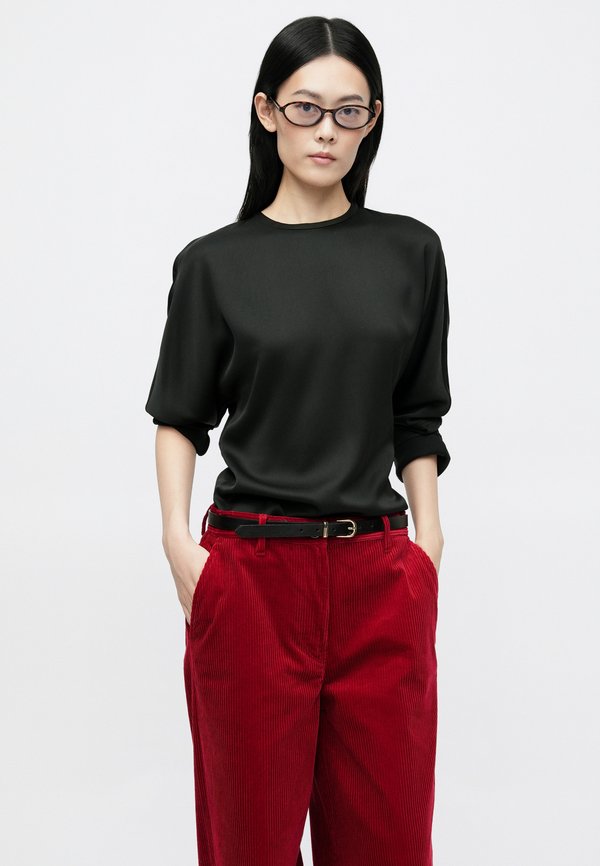 Filippa K BATWING