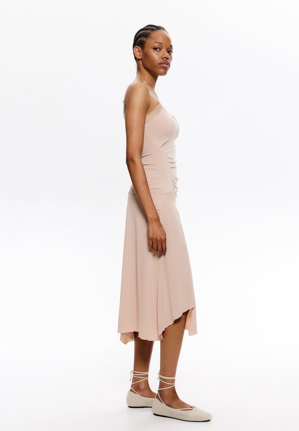PULL&BEAR THIN STRAP