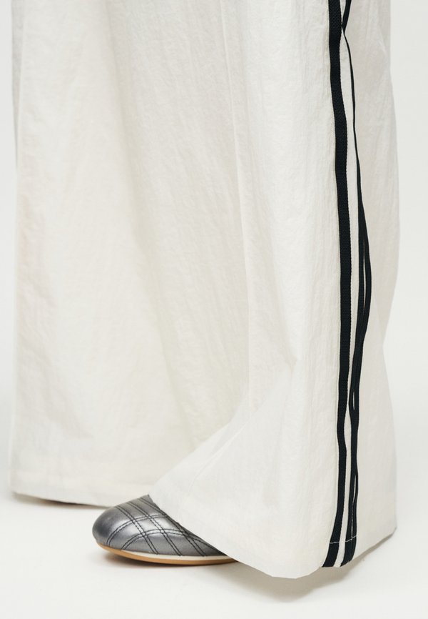adidas Originals FIREBIRD UNISEX