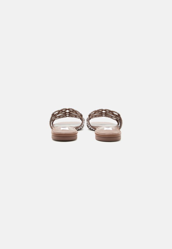 Steve Madden LOTUS