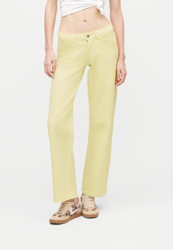 ONLY Wide-fit ONLJUDY Low waist straight fit