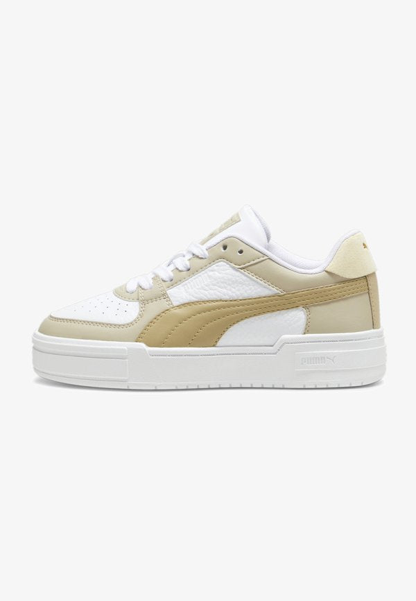 Puma Trainers - white