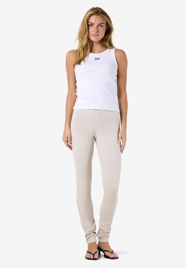 Noisy May NMCALLIE SKINNY JEANS