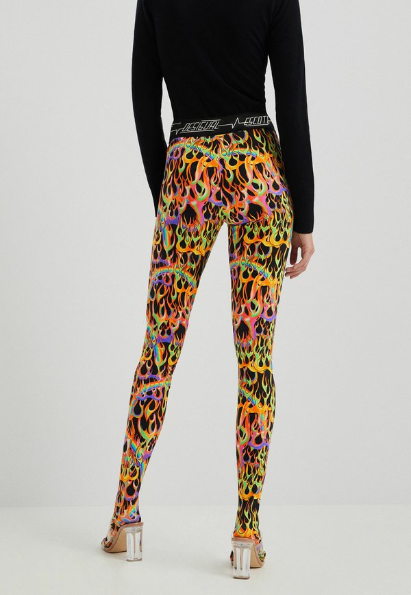 Desigual DESIGNED BY MARIA ESCOTÉ