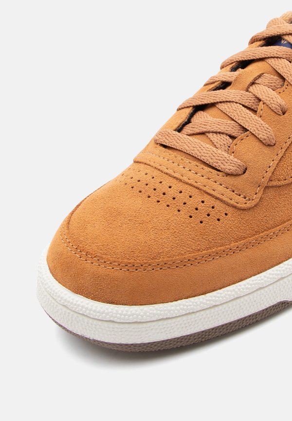 Reebok Classic CLUB C REVENGE UNISEX