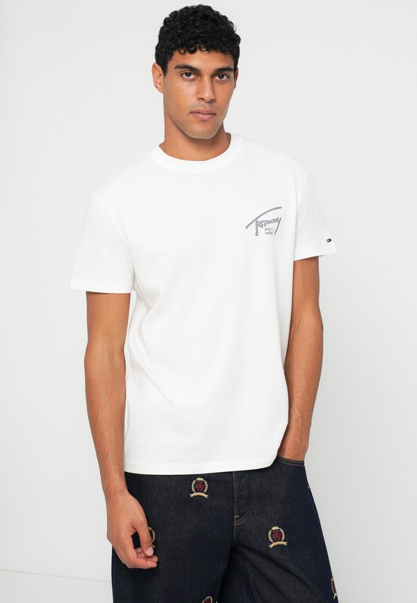 Tommy Jeans SIGNATURE BACK LOGO CREW NECK T-SHIRT