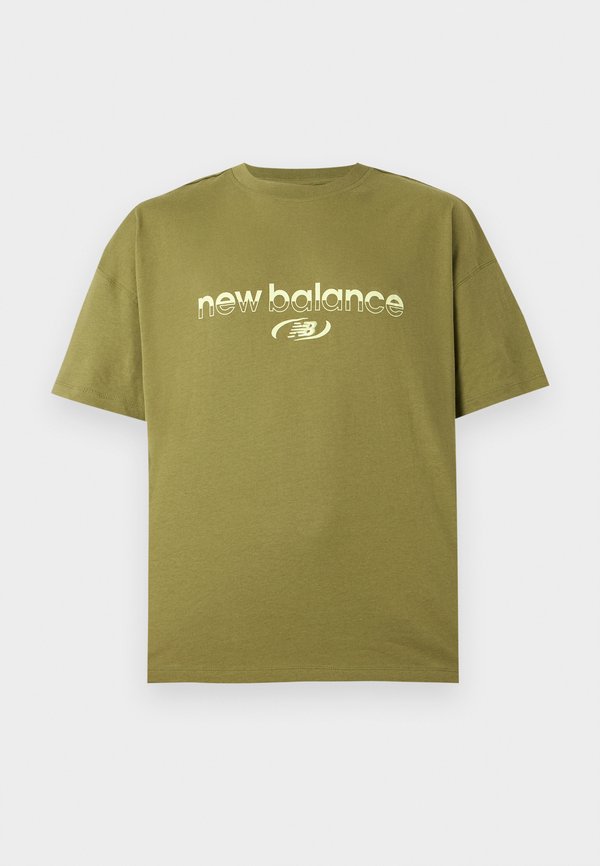 New Balance TRACKSIDE UNISEX - Print T-shirt - sport green