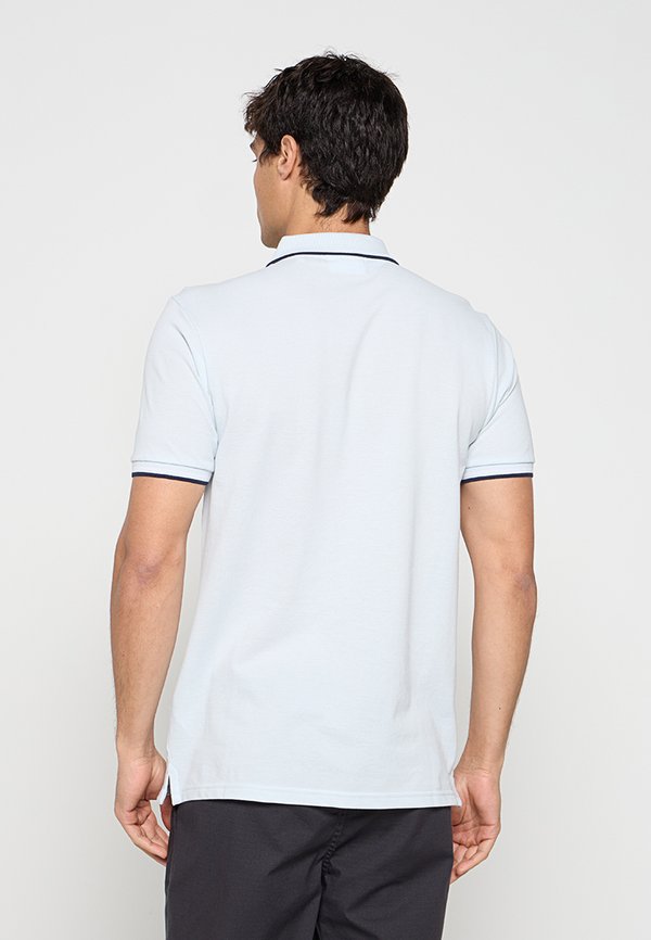 Lindbergh RELAXED FIT