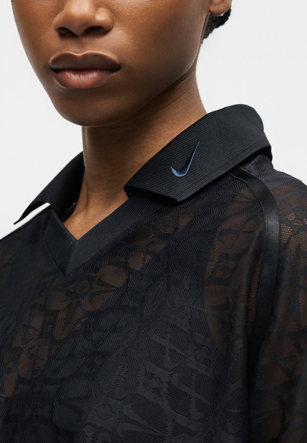 Nike Sportswear STREET
