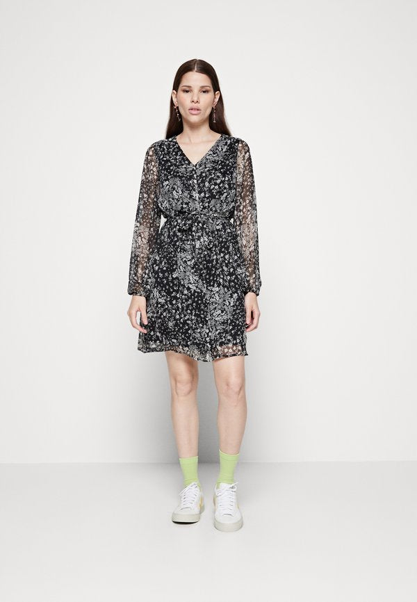 Vero Moda VMKAYA FALL LS SHORT WVN