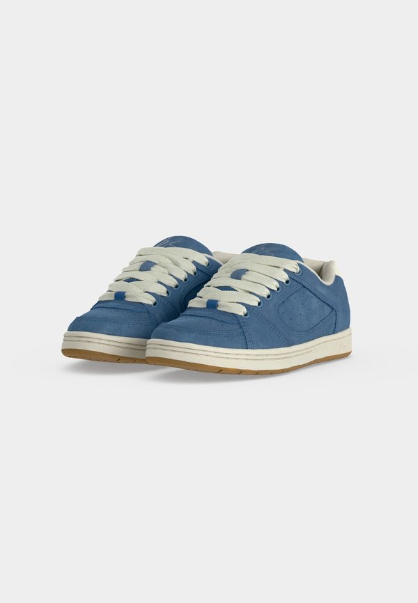 és ACCEL UNISEX