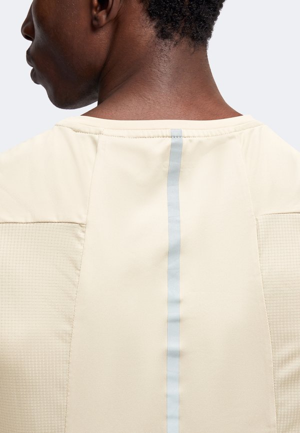 Pier One Sport by Zalando