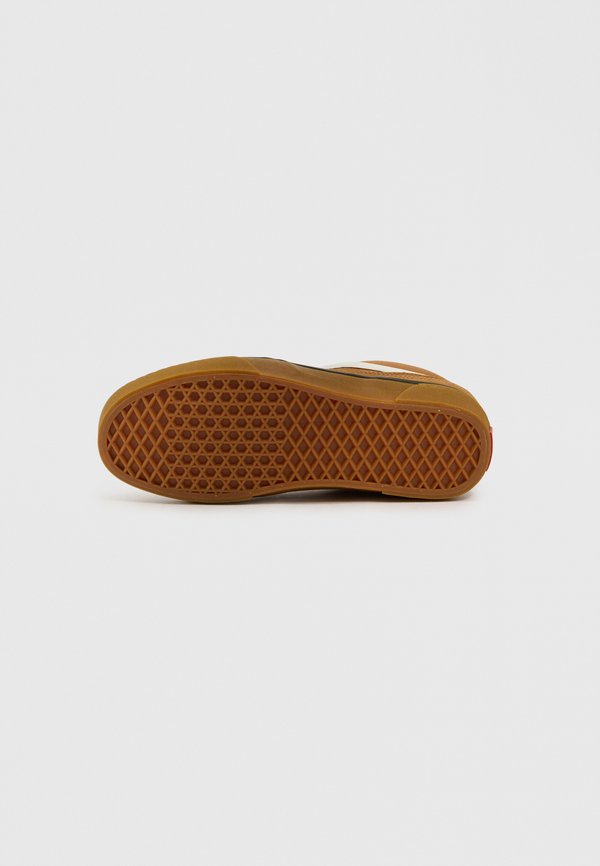 Vans CALDRONE