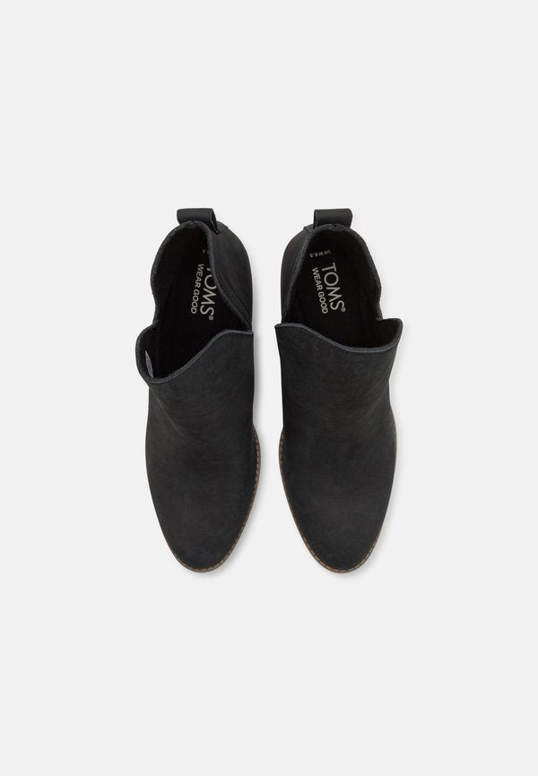 TOMS ELIZA