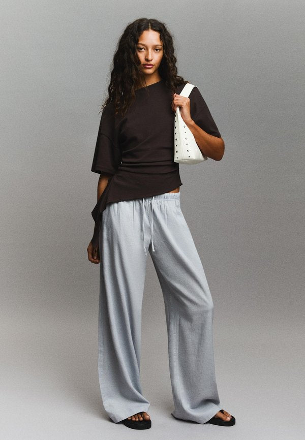Bershka Trousers - grey