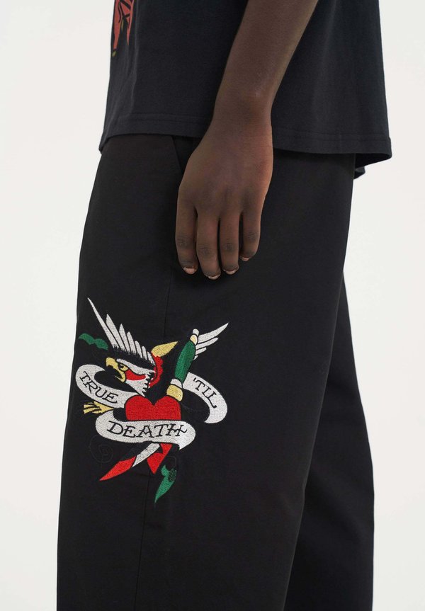Ed Hardy TRUE TILL DEATH BAGGY SKATER
