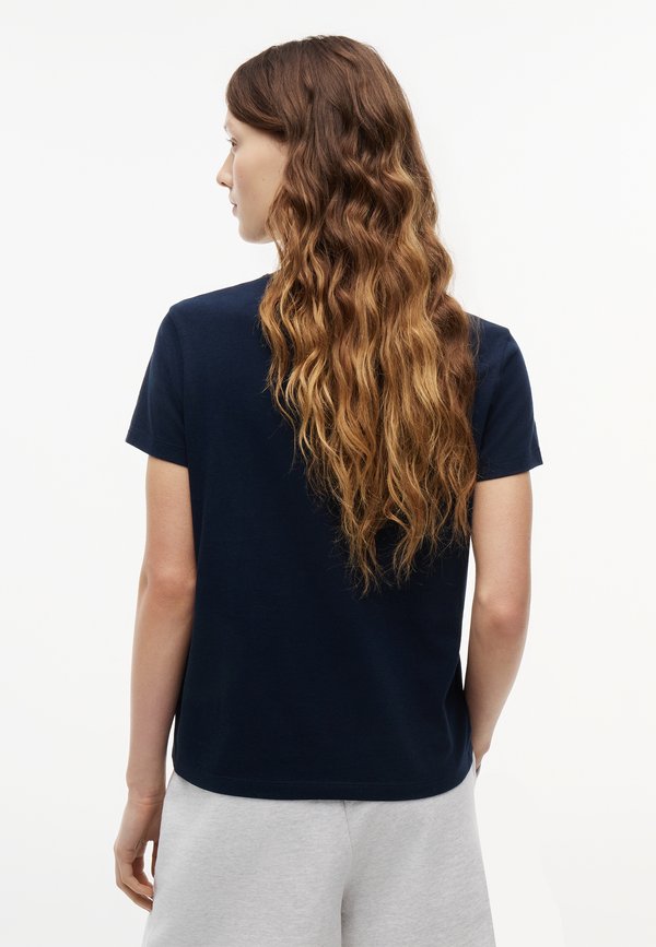 Tommy Jeans LINEAR TEE