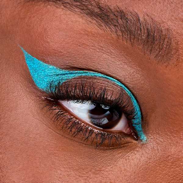Eyeliner 20H Ultra Precision Waterproof 090 Ocean Eyes CATRICE