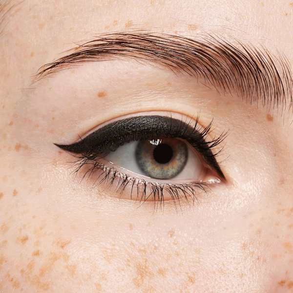 Gel Kajal 20H Ultra Precision Waterproof 010 Black CATRICE