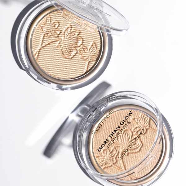 Highlighter More Than Glow 020 Supreme Rose Beam CATRICE