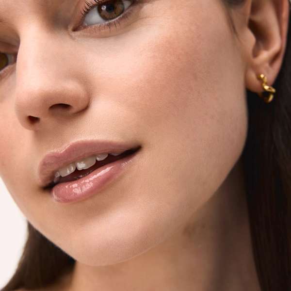 Lipgloss Aura Drop Lip Elixir 010 Sparkle Served CATRICE