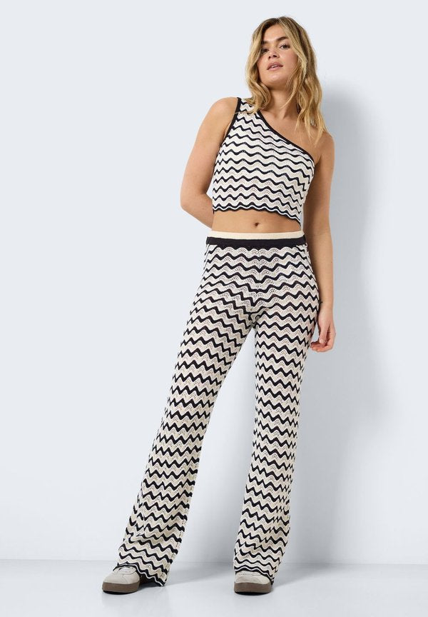 Noisy May SADIE ONE SHOULDER CROP