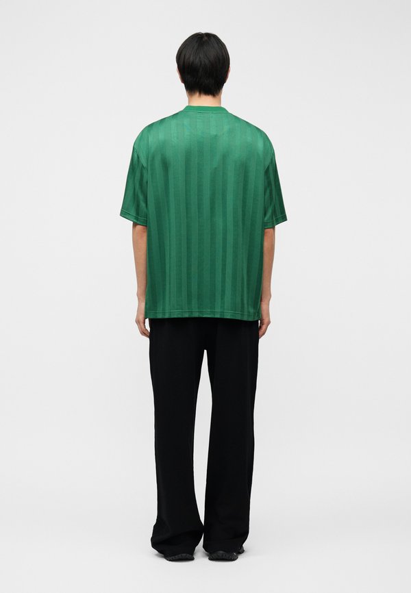 Han Kjøbenhavn PRINTED FOOTBALL TEE