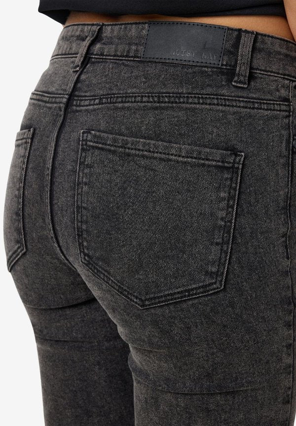 Noisy May NMTEXAS SKINNY LONG CAPRI