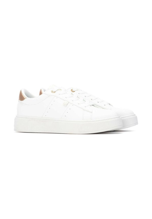 XTI SNEAKER