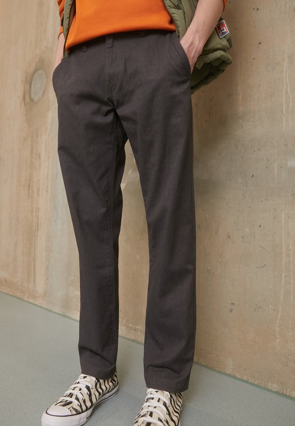 Volcom FRICKIN MODERN STRET