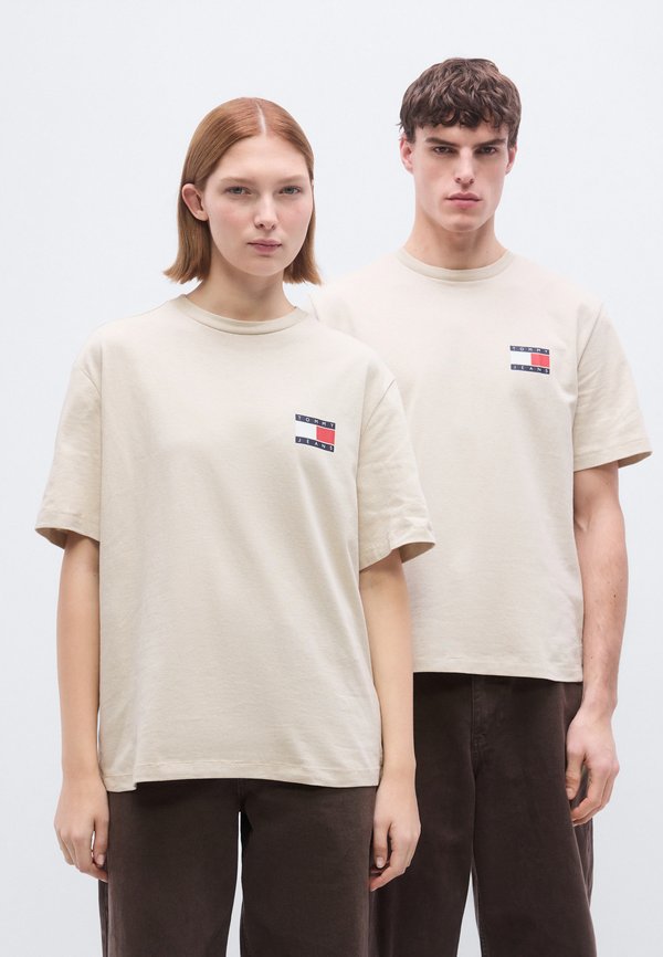 Tommy Jeans 90S MULTI BACK LOGO T-SHIRT
