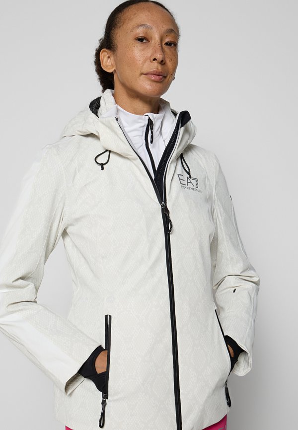 EA7 Emporio Armani