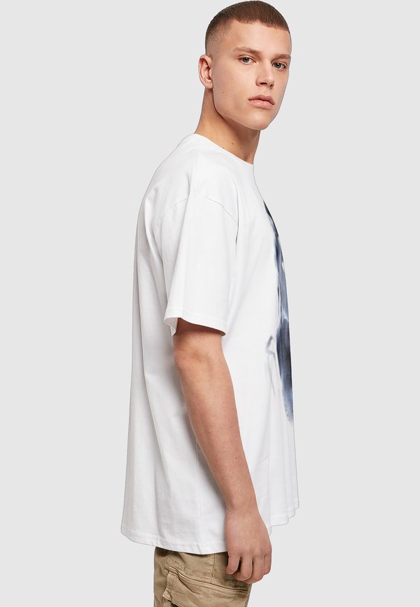 Upscale by Mister Tee 4 AM OVERSIZE TEE