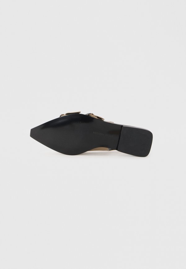 Steve Madden GREZLY