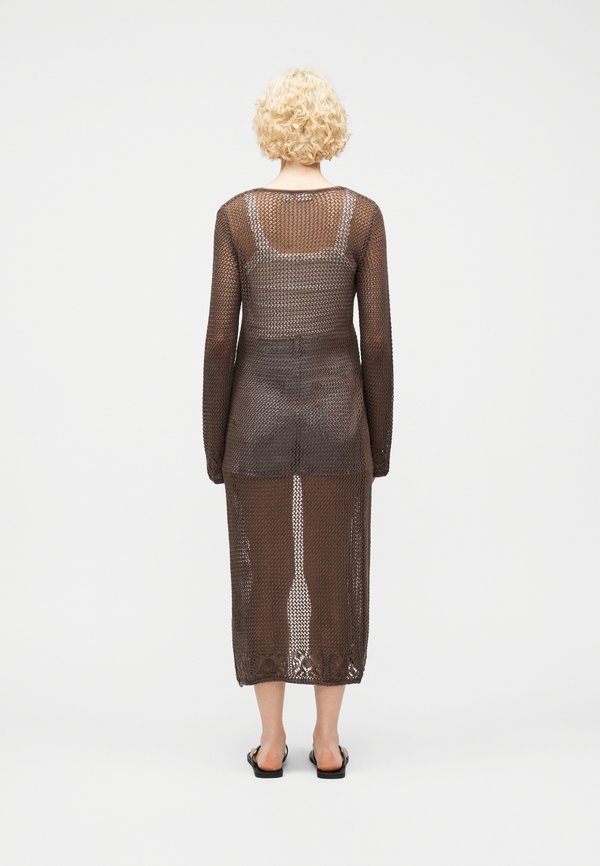 Noisy May NMQUINN MIDI ROBE