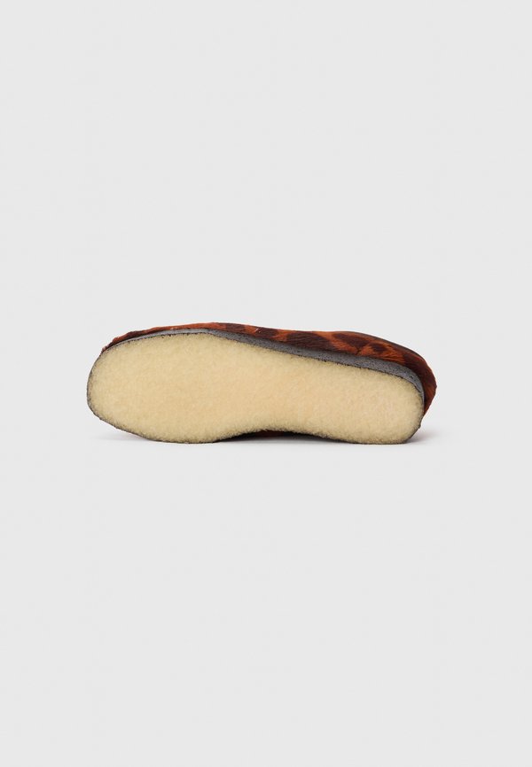 Clarks Originals WALLABEE.