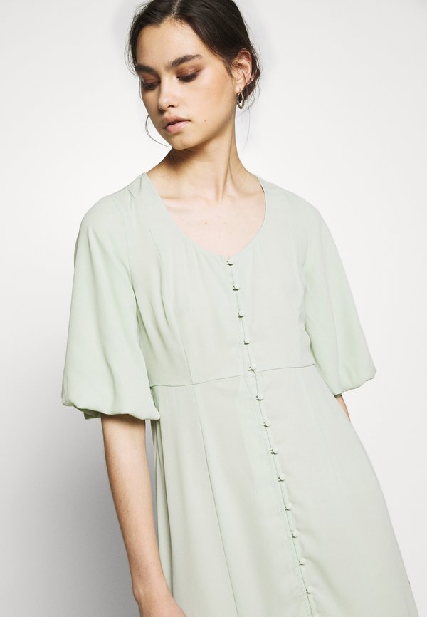 Who What Wear THE FISHTAIL DRESS