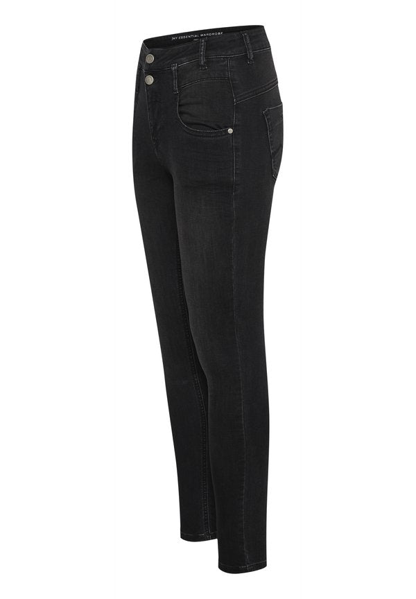 My Essential Wardrobe  FIOLA