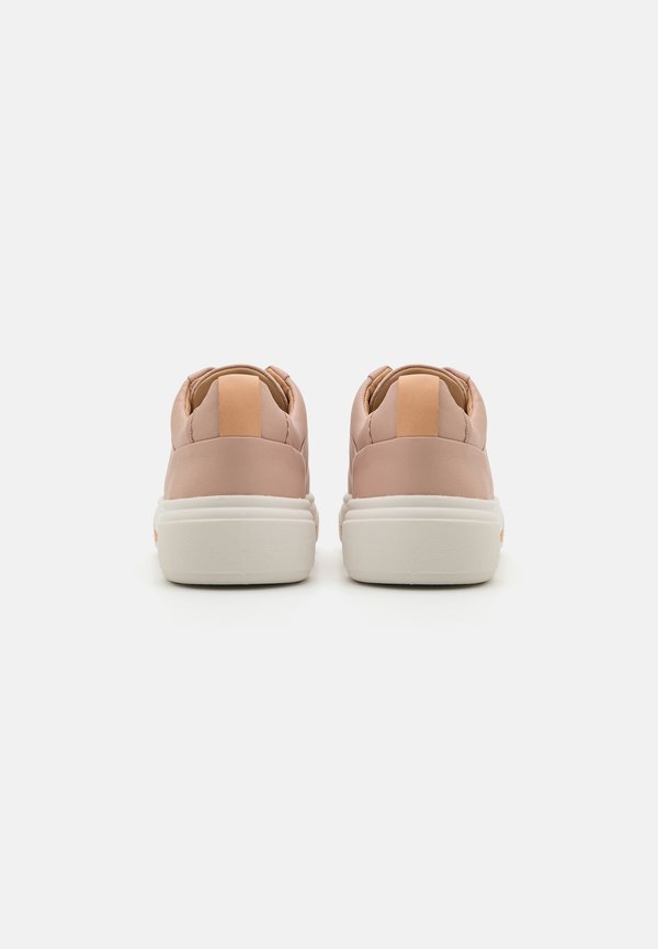 Clarks HOLLYHOCK WALK